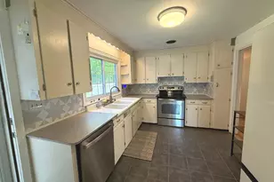 35 Clear View Dr, Mansfield, CT 06250 - Photo 13