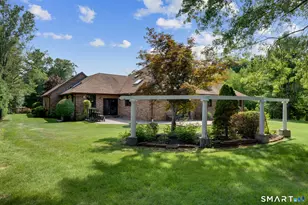 7 Regency Dr, North Haven, CT 06473 - Photo 25
