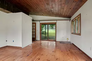 121 Powder Hill Rd, Middlefield, CT 06455 - Photo 9