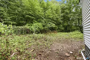 24 Crestview Dr, Montville, CT 06382 - Photo 35