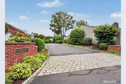 7 Bank Street, New Canaan, CT 06840 - Photo 25