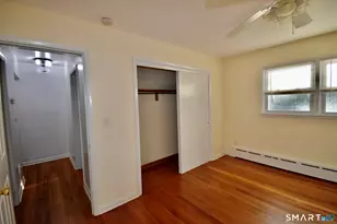 44 Endeavor St, Trumbull, CT 06611 - Photo 15