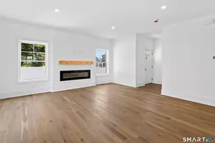 30 Country Rd, Fairfield, CT 06824 - Photo 11
