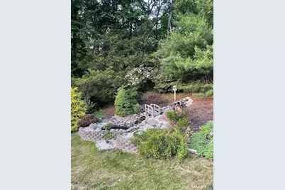 1023 Boston Post Road, Madison, CT 06443 - Photo 17