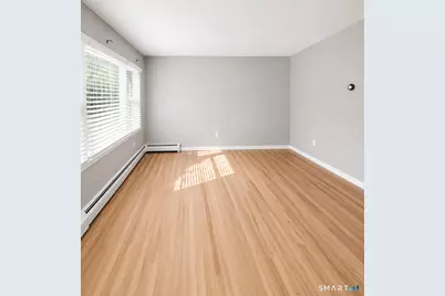 61-61A Graham Road, East Hartford, CT 06118 - Photo 7