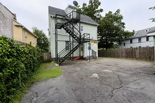 73 Orange St, Bridgeport, CT 06607 - Photo 9