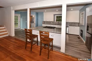 2 Broad Brook Rd, Enfield, CT 06082 - Photo 5
