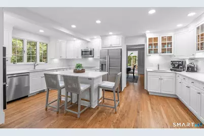 46 Fernwood Drive, Stamford, CT 06903 - Photo 9