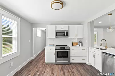 225 Laurel Street, East Haven, CT 06513 - Photo 9