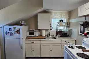 202 Broadway, Norwich, CT 06360 - Photo 17