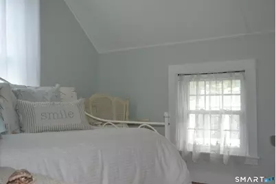 110 Columbus Avenue, East Lyme, CT 06357 - Photo 17