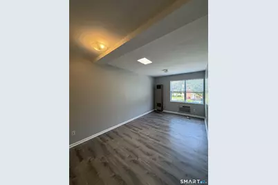 1064 Poquonnock Road #5, Groton, CT 06340 - Photo 9