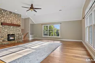 32 Pine Tree Hill Rd, Newtown, CT 06470 - Photo 13
