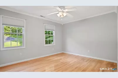 32 Pine Tree Hill Road, Newtown, CT 06470 - Photo 19