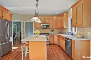 32 Pine Tree Hill Rd, Newtown, CT 06470 - Photo 11