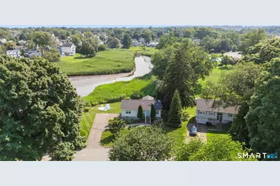 134 Shoreham Village Drive, Fairfield, CT 06824 - Photo 7