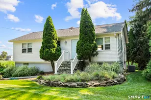 134 Shoreham Village Dr, Fairfield, CT 06824 - Photo 1