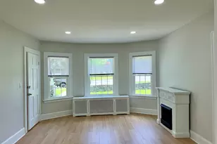 332 Robbins St, Waterbury, CT 06708 - Photo 3