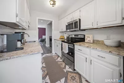 9 Braintree Court #9, Suffield, CT 06078 - Photo 5