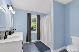 900 Racebrook Rd, Orange, CT 06477 - Photo 17