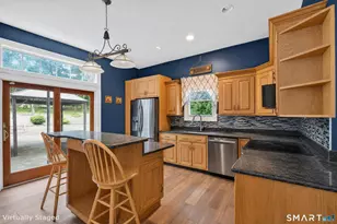 900 Racebrook Rd, Orange, CT 06477 - Photo 11