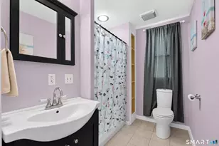 900 Racebrook Rd, Orange, CT 06477 - Photo 17
