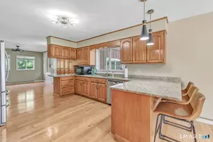 10 Lombard Dr, Prospect, CT 06712 - Photo 15