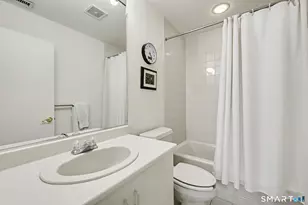 2435 Bedford St, Stamford, CT 06905 - Photo 19