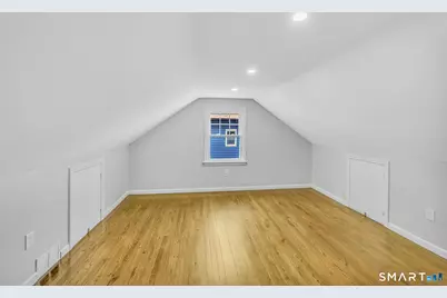 210 Berkeley Avenue, Waterbury, CT 06704 - Photo 9