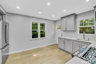210 Berkeley Ave, Waterbury, CT 06704 - Photo 7