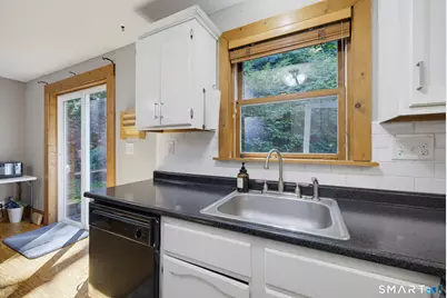 399 Adams Street #6, Manchester, CT 06042 - Photo 5
