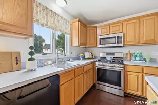 279 Congdon St, Middletown, CT 06457 - Photo 13