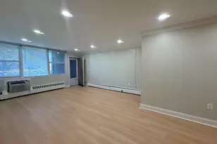 15 Ellsworth St, Bridgeport, CT 06605 - Photo 3