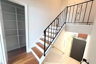 15 Ellsworth St, Bridgeport, CT 06605 - Photo 9