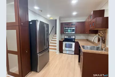 15 Ellsworth Street #7, Bridgeport, CT 06605 - Photo 5