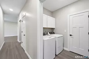 12 School St, East Granby, CT 06026 - Photo 11