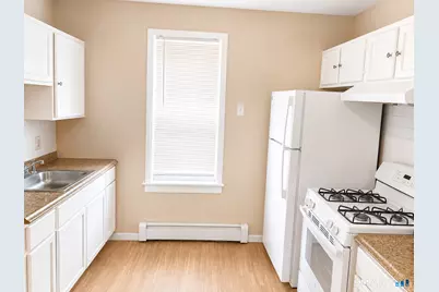 13 Armstrong Place, Bridgeport, CT 06608 - Photo 13