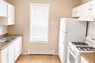 13 Armstrong Pl, Bridgeport, CT 06608 - Photo 13