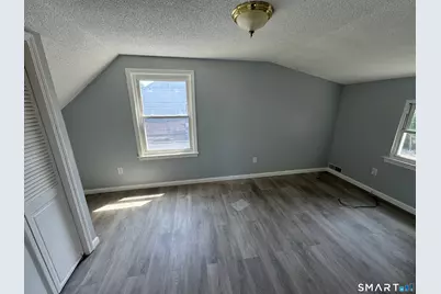 25 Montrose Street, Hartford, CT 06106 - Photo 13