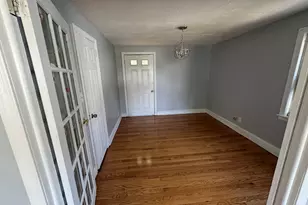 25 Montrose St, Hartford, CT 06106 - Photo 7