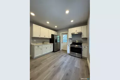 40 Clarks Hill Avenue #Fl 2, Stamford, CT 06902 - Photo 1