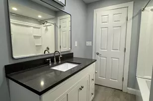 40 Clarks Hill Ave, Stamford, CT 06902 - Photo 17