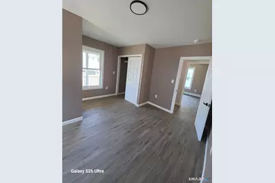 429 Burnside Avenue, East Hartford, CT 06108 - Photo 11