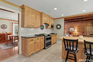 60 Rowledge Pond Rd, Monroe, CT 06468 - Photo 13