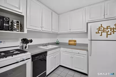 49 East Broadway #B, Milford, CT 06460 - Photo 25