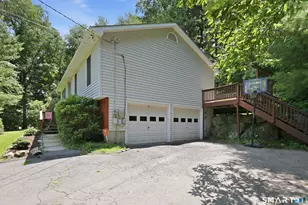 8 Old Bridge Rd W, New Fairfield, CT 06812 - Photo 35