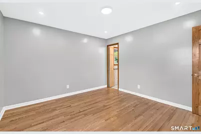 105 Bear Paw Road, Bridgeport, CT 06606 - Photo 17
