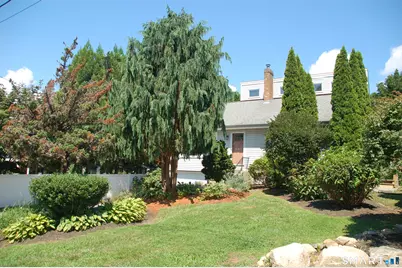 166 Old Evarts Lane, Groton, CT 06355 - Photo 1