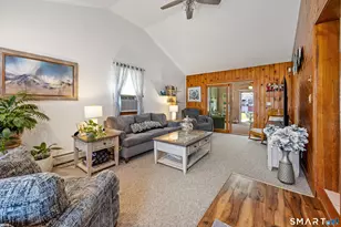 31 Brackenridge Dr, Waterbury, CT 06706 - Photo 3