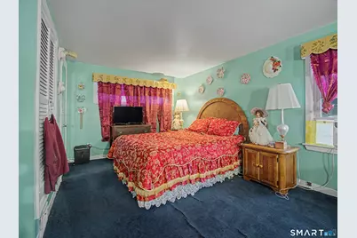 142 Travis Drive, Bridgeport, CT 06606 - Photo 15